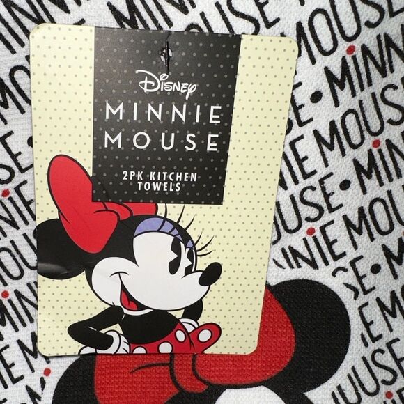 MINNIE & MICKEY NWT KITCHEN TOWELS AND OVERSIZED MINI MITTS - Picture 4 of 7